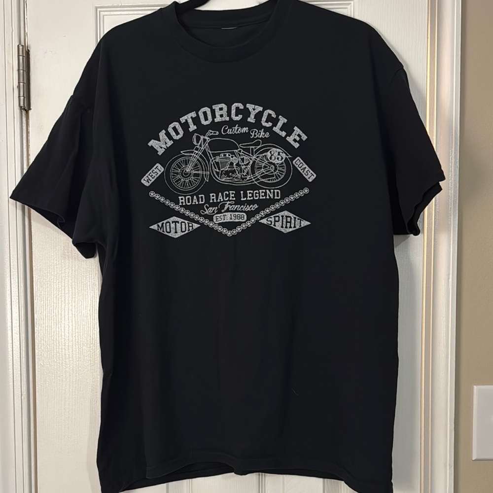 💙 Motorcycle Graphic Shirt